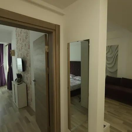 Apartment Violet Summerland