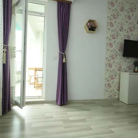 Violet Summerland Apartmán